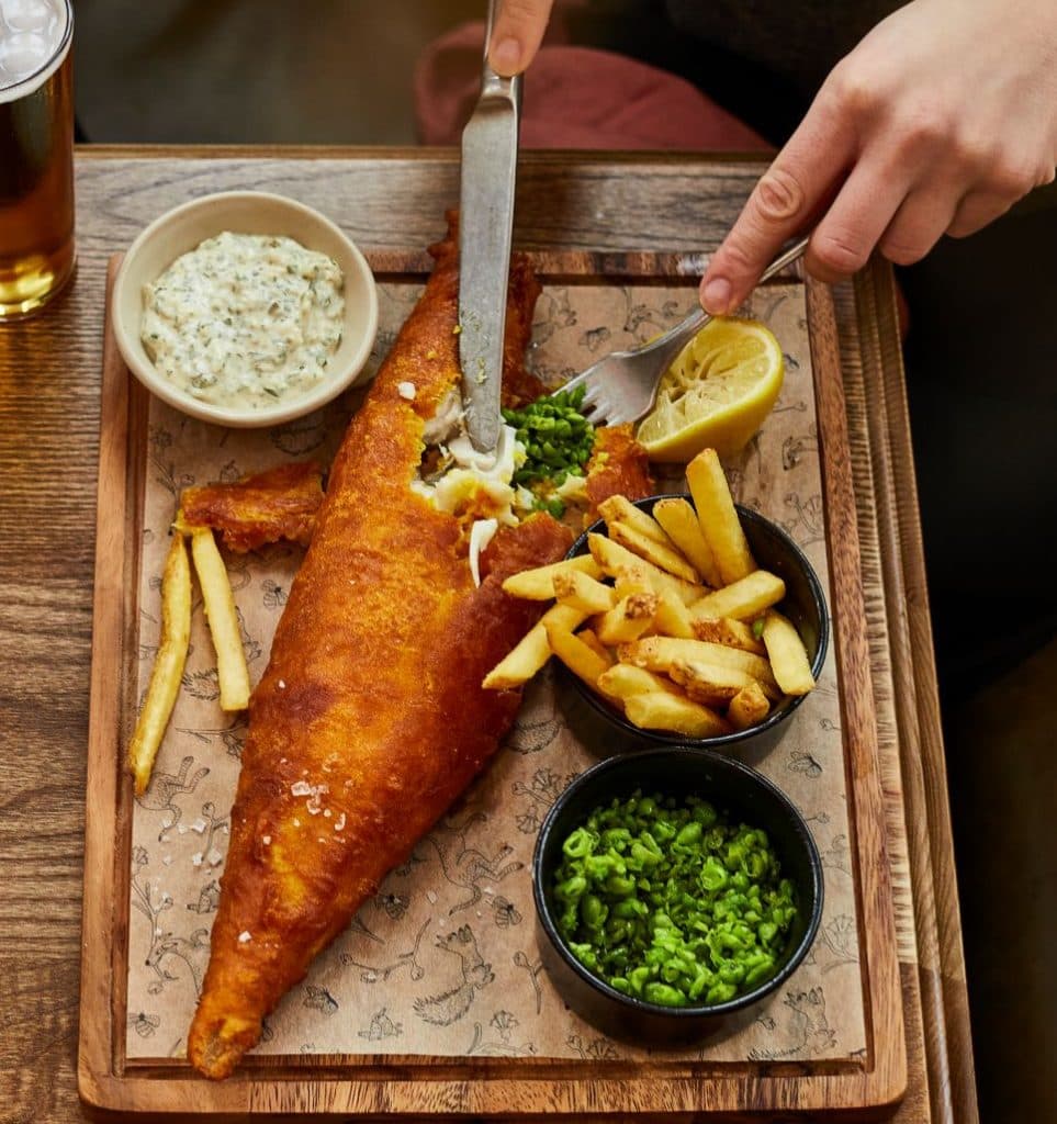 Cover Image for Complimentary Fizz when you order Fish and Chips at The Ropemaker!